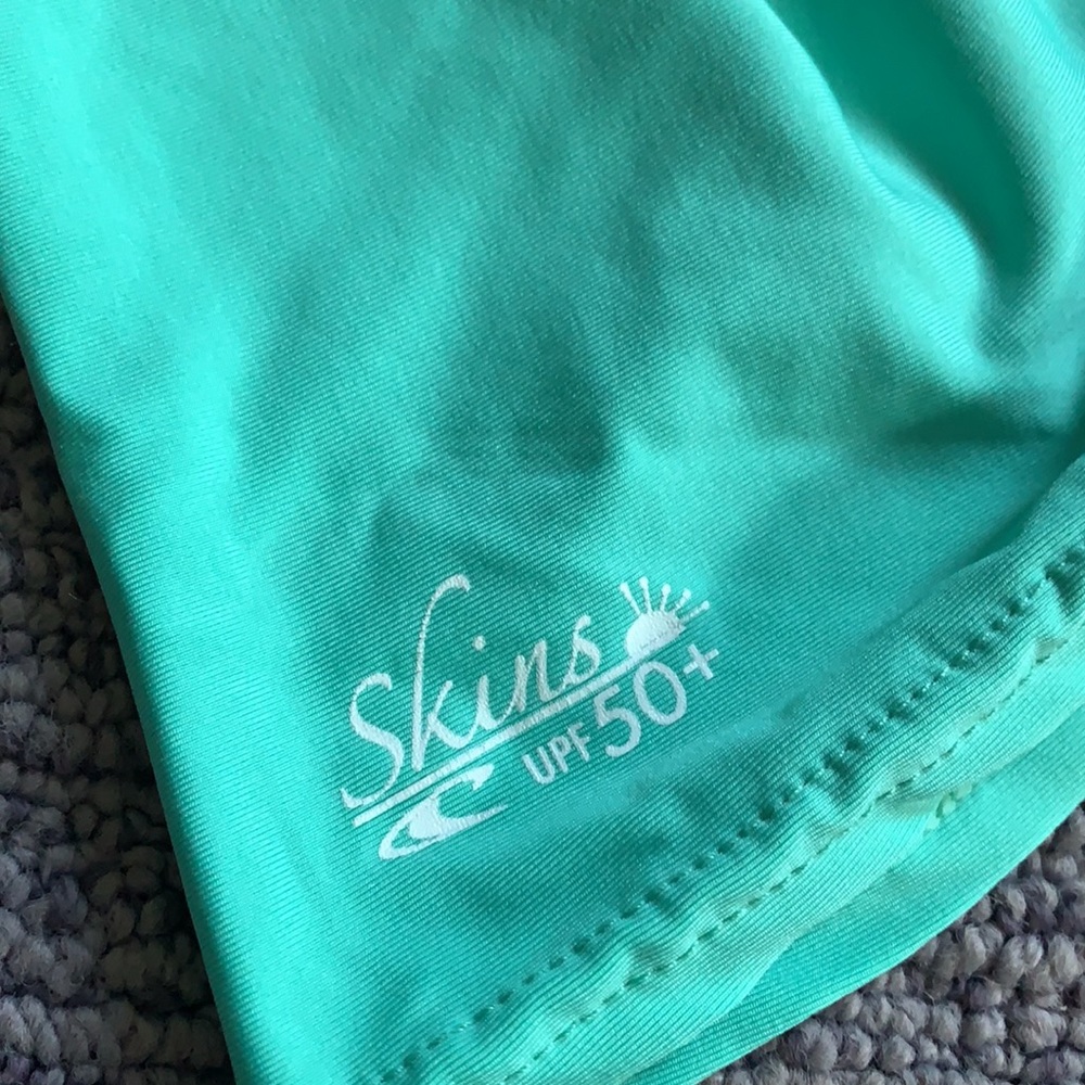 Teal O’neil Rashguard - Picture 3 of 3